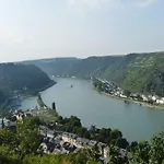 ** Im Weltkulturerbe Nahe Loreley * Niederburg
