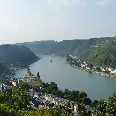 ** Im Weltkulturerbe Nahe Loreley * Niederburg