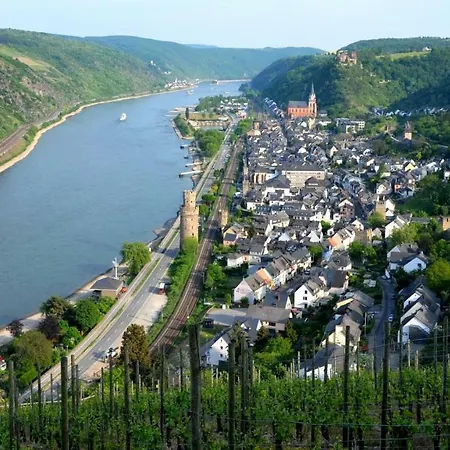 ** Im Weltkulturerbe Nahe Loreley Niederburg