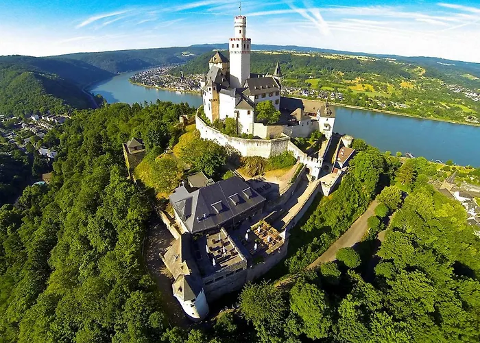 ** Im Weltkulturerbe Nahe Loreley Niederburg