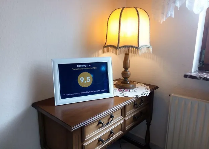 ** Im Weltkulturerbe Nahe Loreley Niederburg